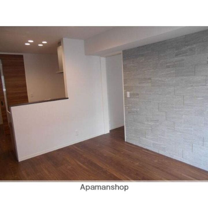 大阪府大阪市城東区諏訪4丁目の賃貸アパート103の居間