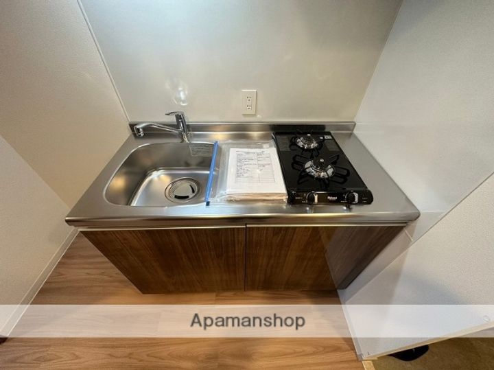 ワールドアイ大阪城EASTアドバンスのキッチン