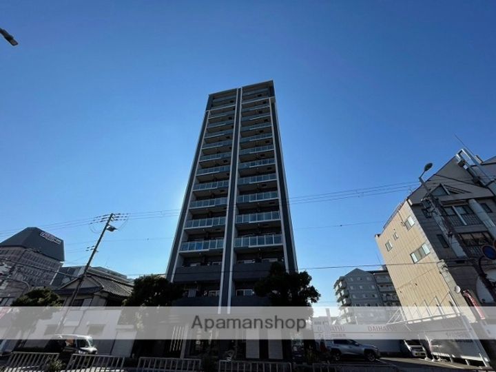 ワールドアイ大阪城EASTアドバンスの外観