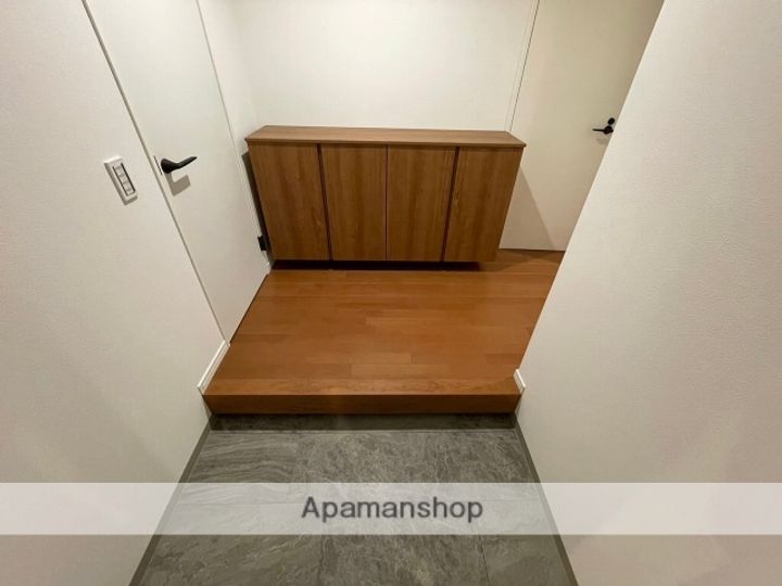 SUNNY SIDE 生玉の内装