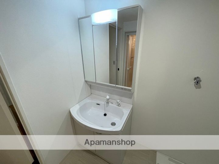 SUNNY SIDE 生玉の内装