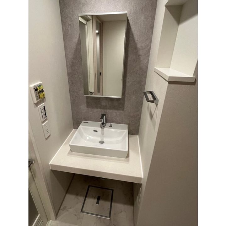 コンフォリア・リヴ北浜淡路町0804のその他画像