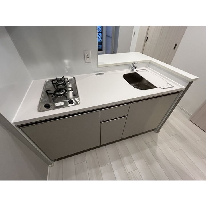 コンフォリア・リヴ北浜淡路町0204のキッチン