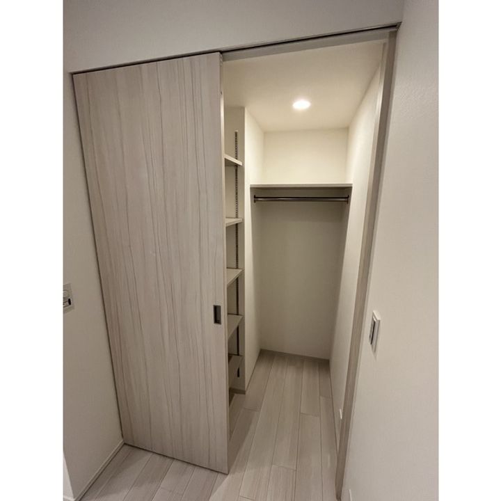 コンフォリア・リヴ北浜淡路町0703のその他画像