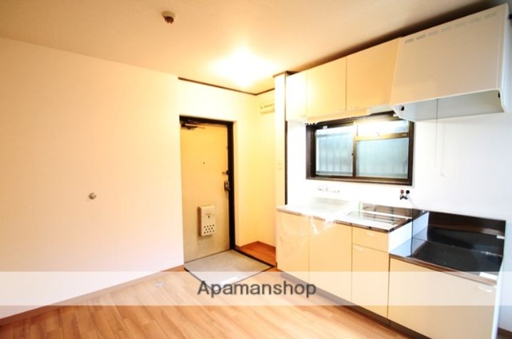 シャローム瑞光の居間