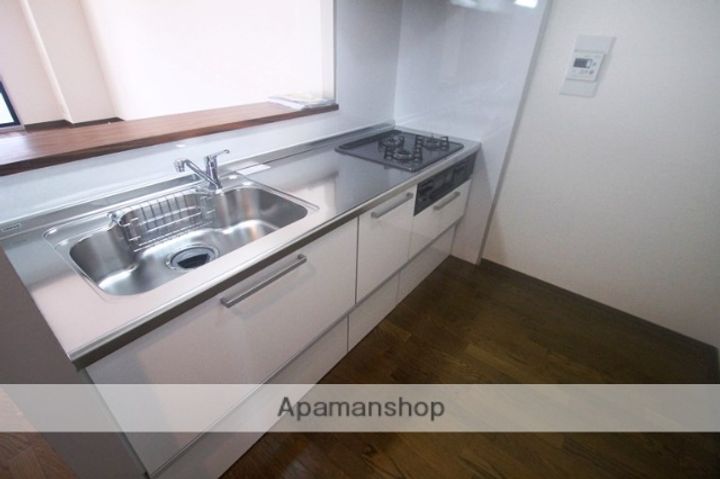 アラメダ江坂のキッチン