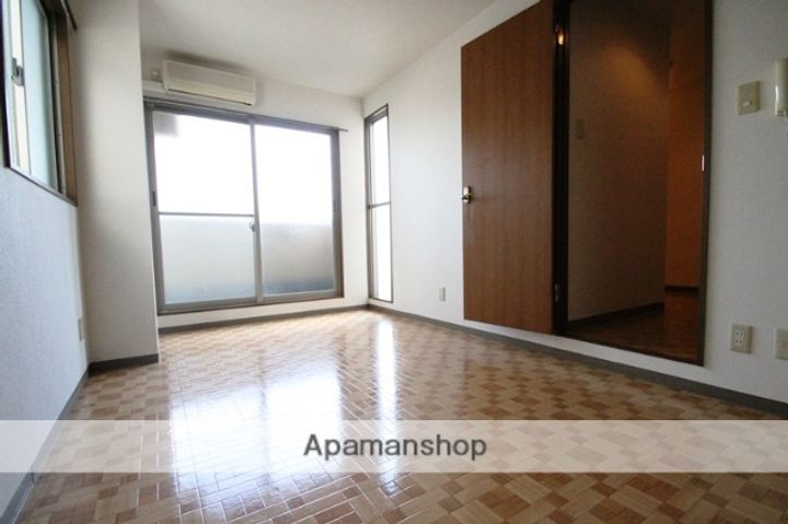 大阪府大阪市淀川区十三東2丁目の賃貸マンションの内装