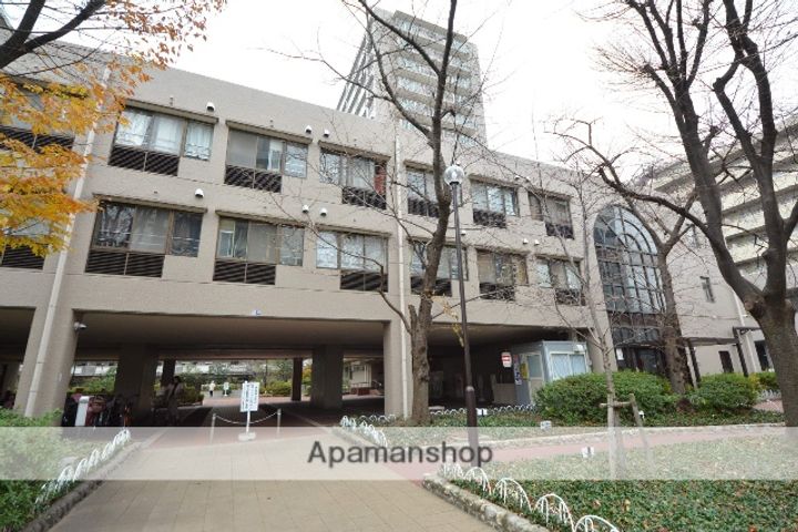 ファミールハイツ北大阪3号棟の外観