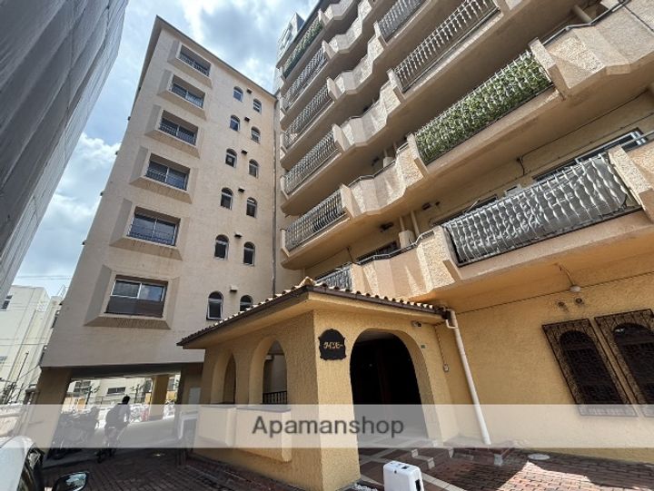 マンションクインビーの外観