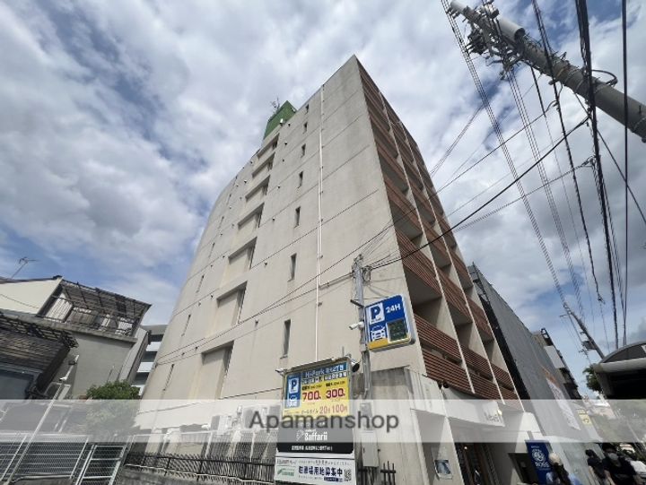 ダイドーメゾン上新庄の外観