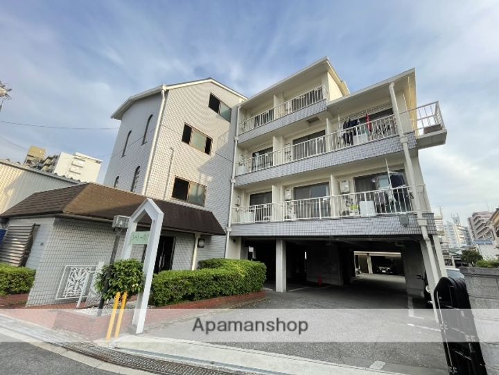 シャトー相川の外観