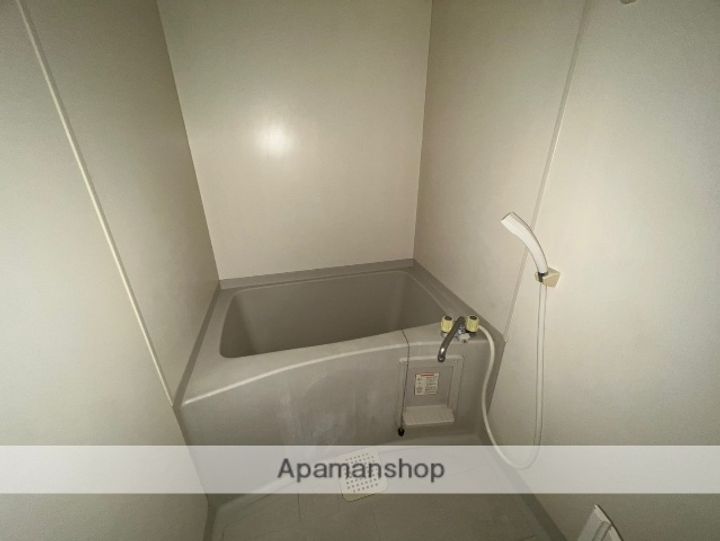 ミールズ新大阪の風呂