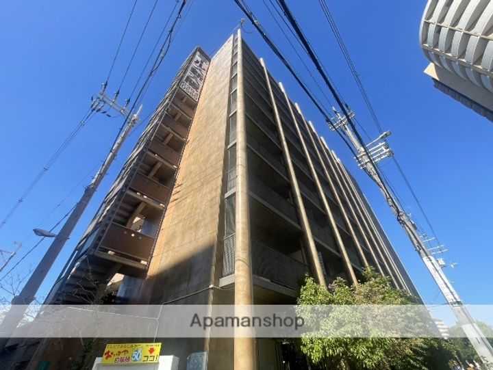 ミールズ新大阪の外観