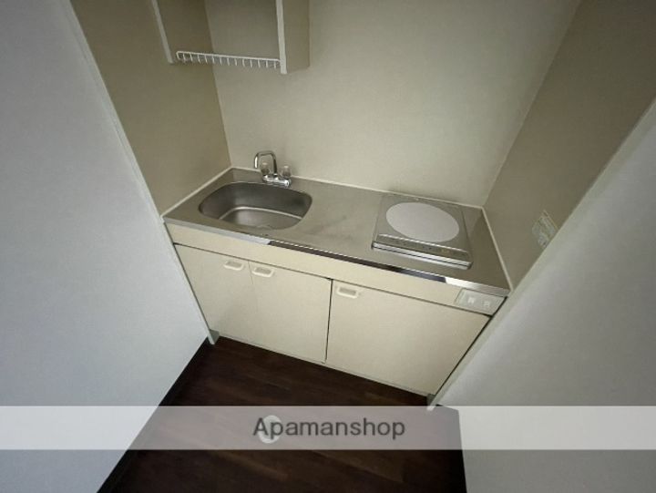 ライズワン下新庄のキッチン