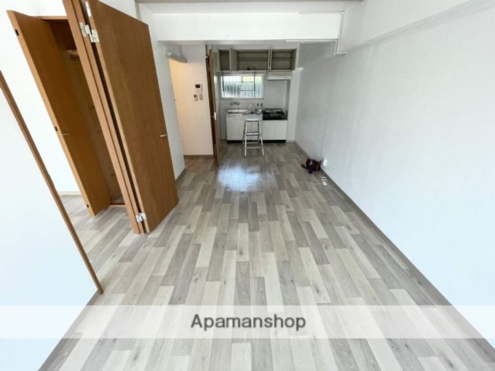 第3高光マンションの居間