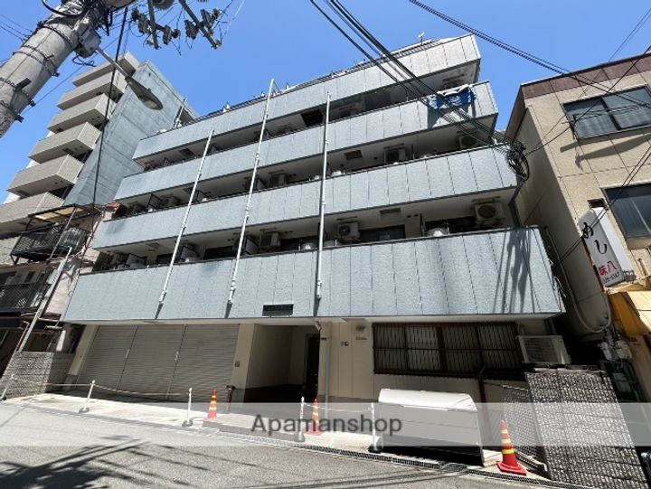 フレックス新大阪Ⅱの外観