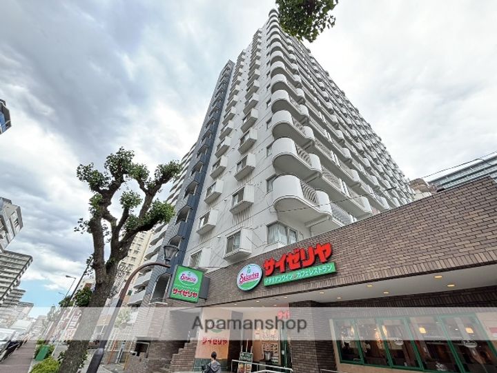 大阪府大阪市淀川区西宮原2丁目の賃貸マンションの外観