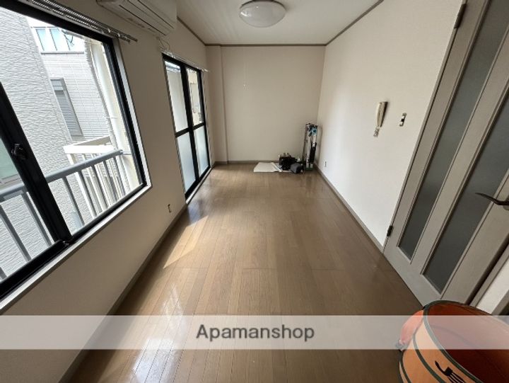 イーズマンション1の内装