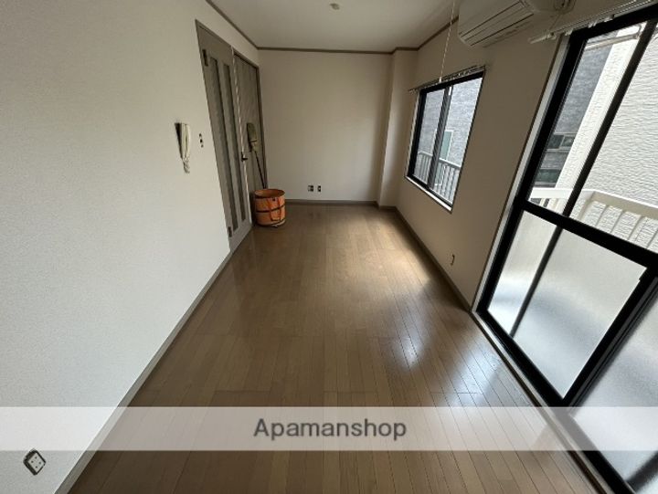 イーズマンション1の内装