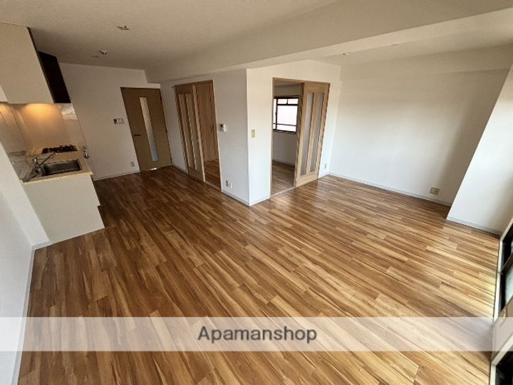 メゾングレースの居間