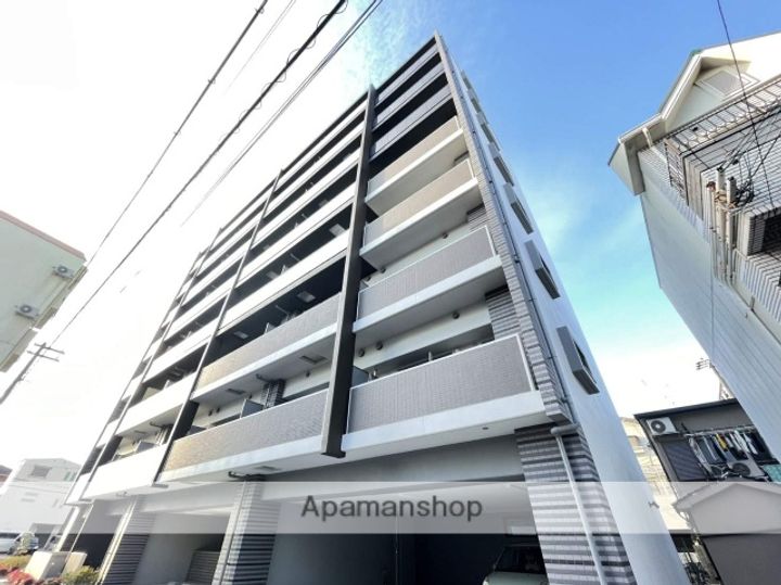 ベルヴェーレ新大阪の外観