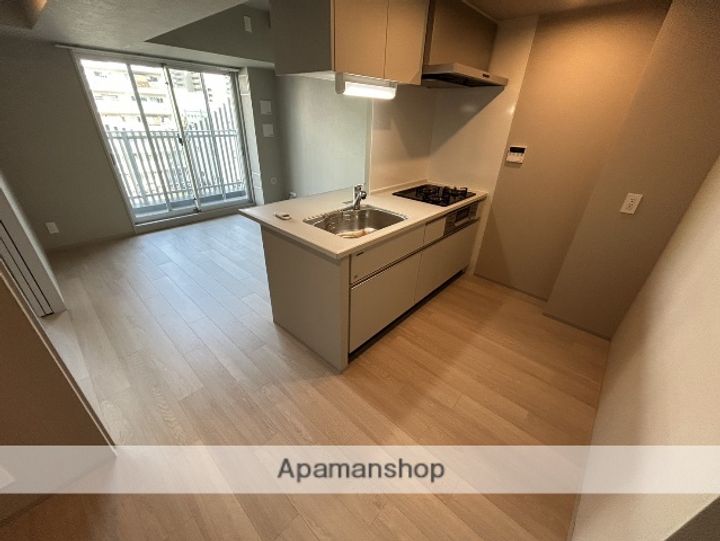 TOPAZ江坂の内装