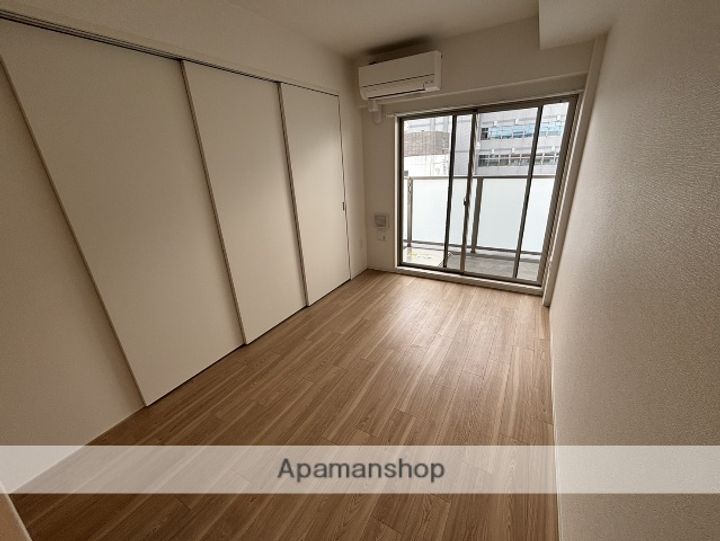 大阪府大阪市淀川区西宮原1丁目の賃貸マンションの内装