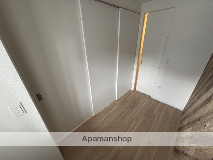 大阪府大阪市淀川区西宮原1丁目の賃貸マンションの内装