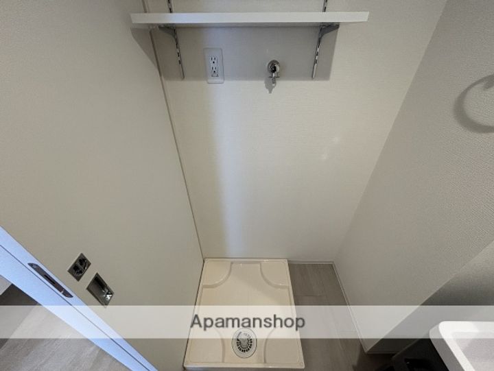 大阪府大阪市淀川区西宮原1丁目の賃貸マンションの内装