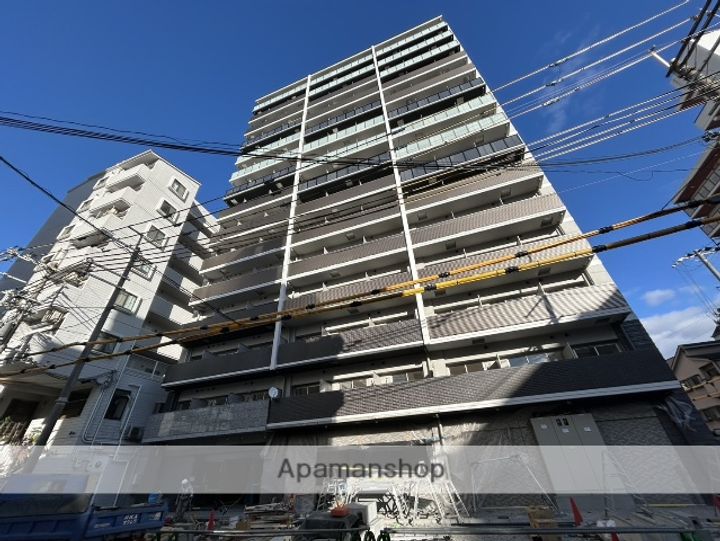 エスリード新大阪ザ・プレミアWESTの外観