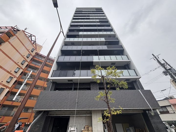 プレサンス西淡路レジェーロの外観