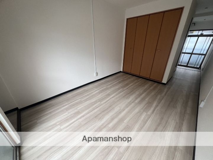 クレスト下新庄駅前の居間