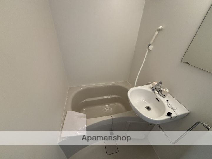 クレスト下新庄駅前の内装