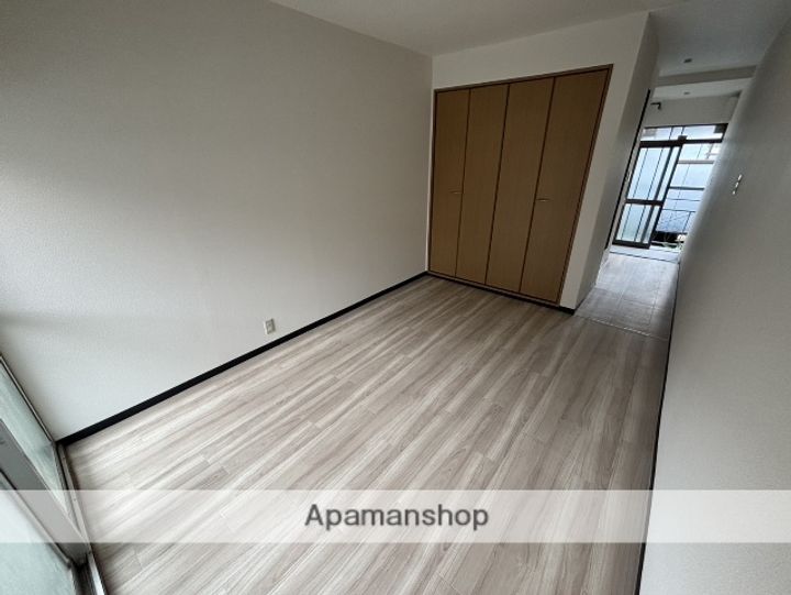 クレスト下新庄駅前の居間