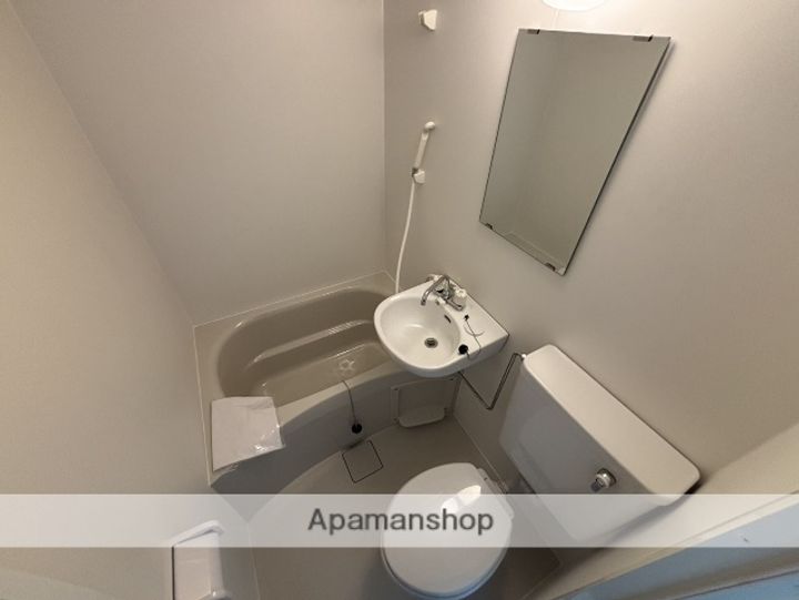 クレスト下新庄駅前の風呂