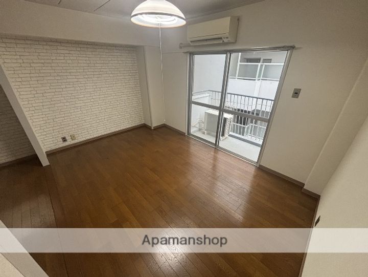 メゾン江坂(E)の内装