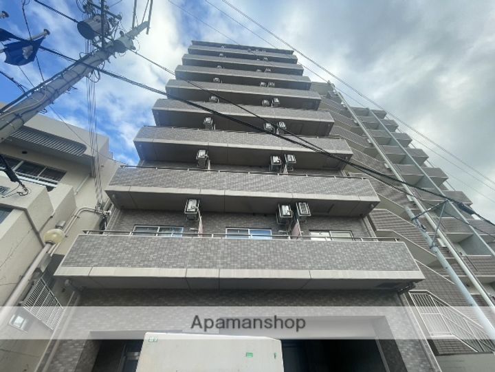 フローライト蛍池の外観