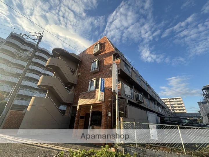 大阪府豊中市穂積1丁目の賃貸マンションの外観