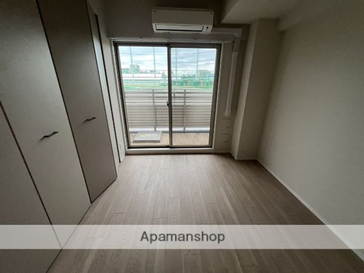 大阪府吹田市芳野町の賃貸マンションの内装