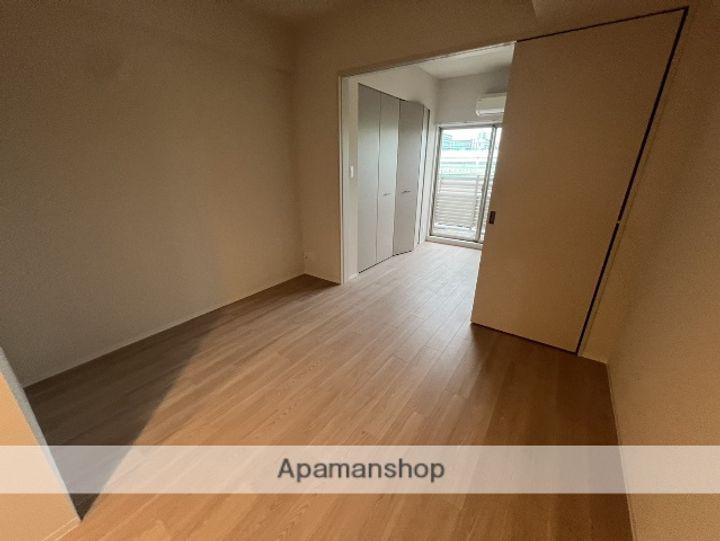 大阪府吹田市芳野町の賃貸マンションの内装