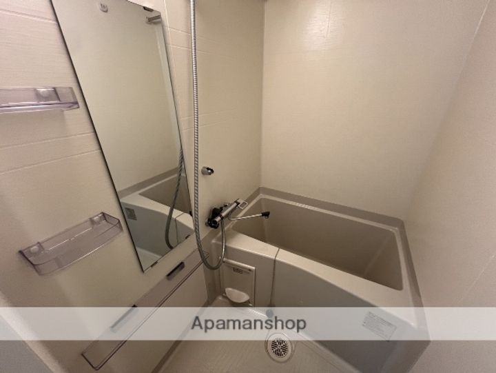 大阪府吹田市芳野町の賃貸マンションの風呂