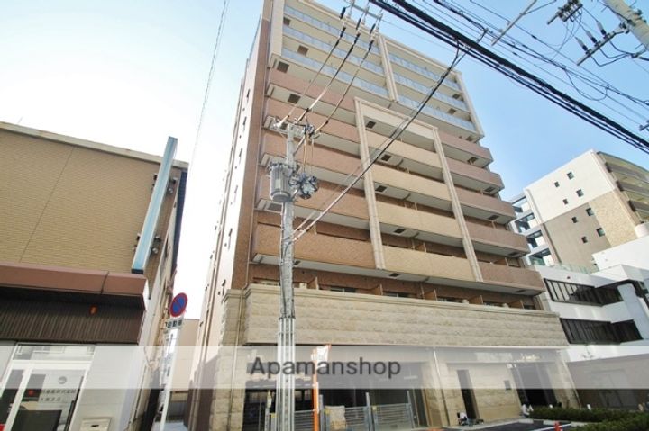 大阪府吹田市広芝町の賃貸マンションの外観