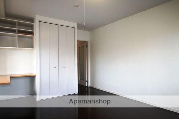 大阪府大阪市淀川区木川東4丁目の賃貸マンションの内装