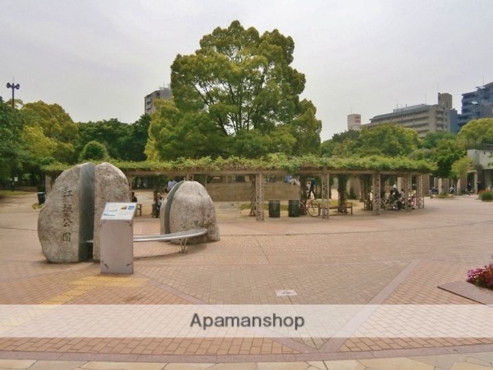 メゾン江坂(E)の周辺