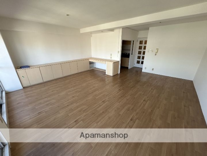 江坂江の木公園スカイハイツの居間