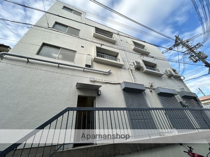 大阪府吹田市垂水町1丁目の賃貸マンションの外観