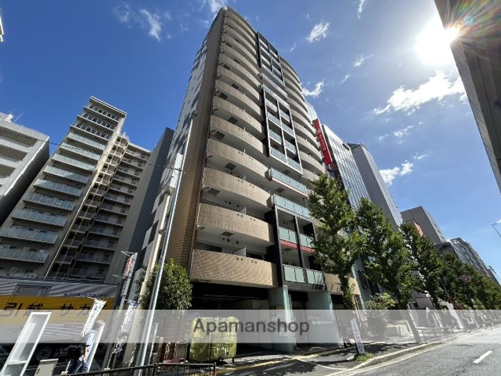 大阪府吹田市江坂町1丁目の賃貸マンションの外観