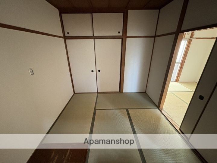小西第一住宅の内装