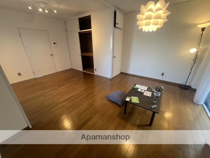 メゾン江坂(E)の内装