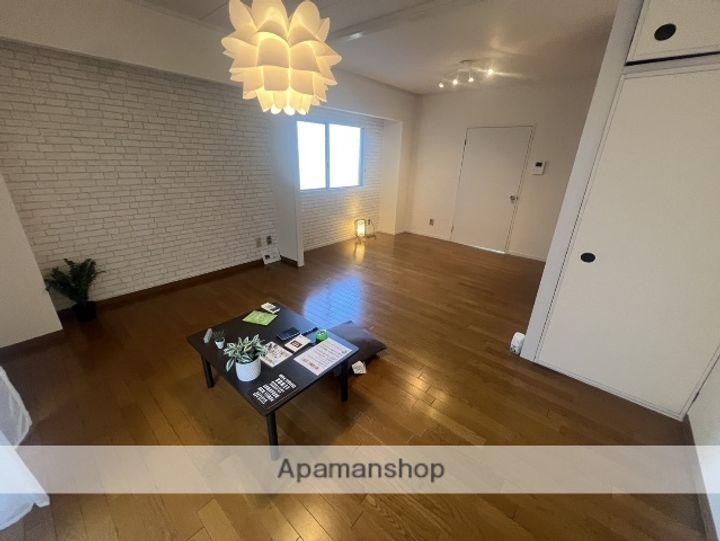 メゾン江坂(E)の内装